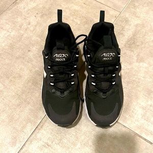 Nike Air Max 270 react